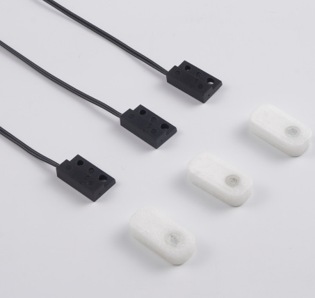 magnetic switch vs mechanical switch